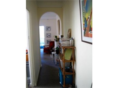BRIGHT AND CUTE FLAT - 10 MIN WALK FROM THE BEACH