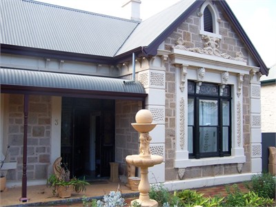 St Peters Accommodation (close to Adelaide Uni and Uni SA)
