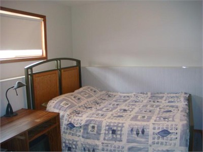 Room for rent for International Students-Near Red RIver College