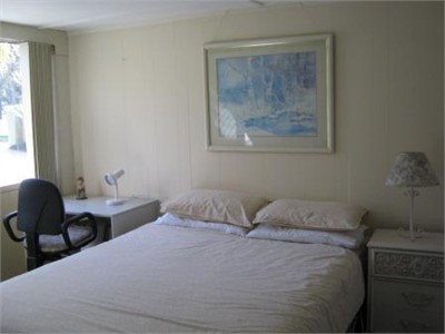 Southport Park - Fully Furnished Apartment 2 minute to bus stop