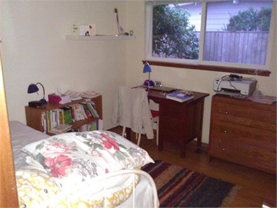 Robinswood - 10 minutes walk from Bellevue College