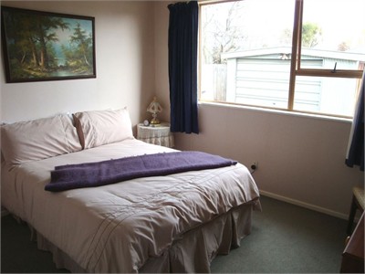 Bright and Spacious newly decorated 2bed Flat