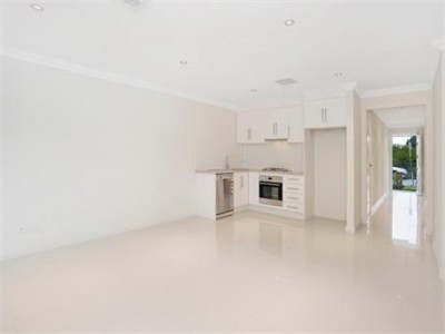 Brand New House with Full Furniture Close to CBD and Glenelg Beach