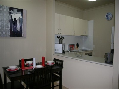 NEW 3 bedroom townhouse for Share - Students only