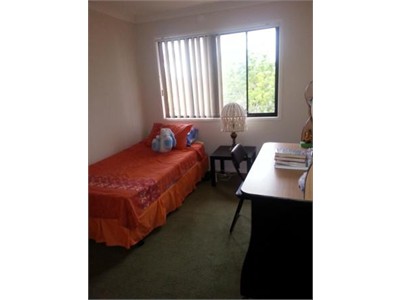 Room available close to Bond Uni and Robina Town Centre