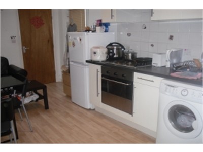 A BEAUTIFUL ONE BEDROOM FLAT IN OXFORD CITY CENTER