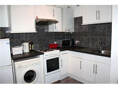 CENTRALLY LOCATED ONE BEDROOM FLAT TO RENT IN BRIGHTON