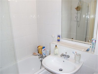 A MODERN ONE BEDROOM FLAT TO RENT IN CENTRAL LONDON