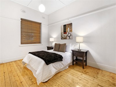 Large furnished bedroom in St Kilda apartment near trams, cafes, beach