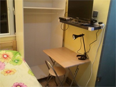 NORTH POINT Friendly Flatshare...Available Room now
