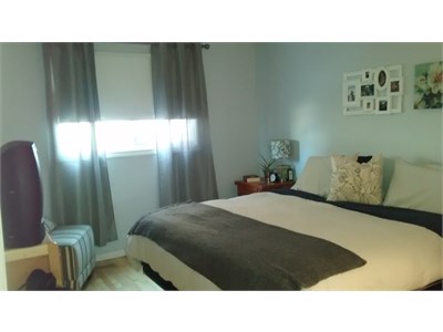 Rooms to rent in large apartment
