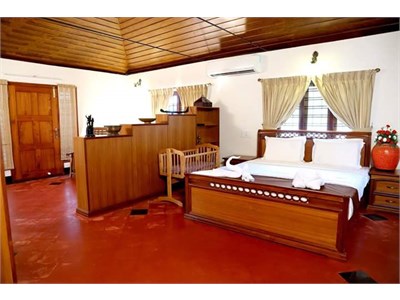River front Home stay at Alleppey