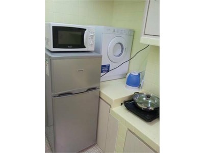 Affordable room in Shek Tong Tsui, Furnished, decorated!! ?