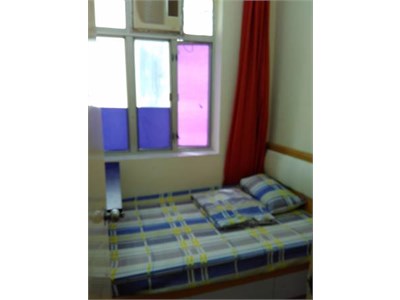 Room """" Nice and Close to MTR