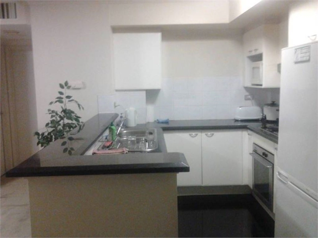 Security furnished Sydney City Huge One Bedroom + a SunRoom Apartment