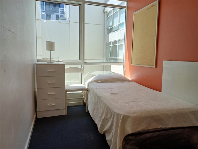 Whole 2 bedroom furnished Melb city unit for Rent. Perfect location