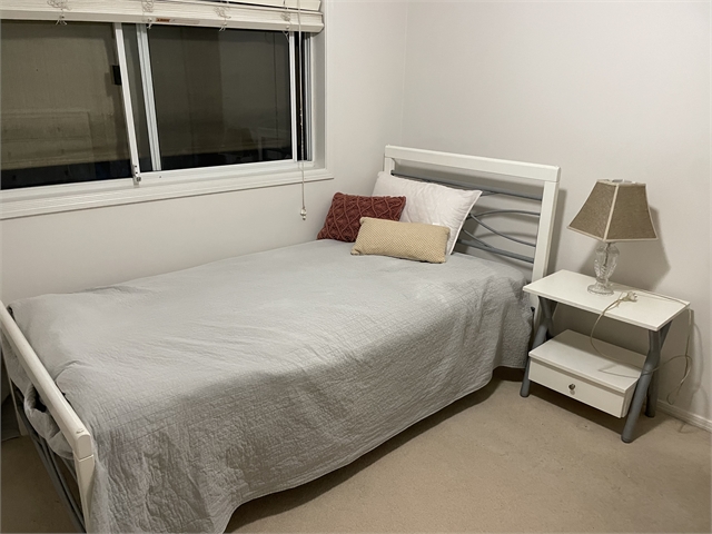 Located in Burleigh 5min walk to the beach and shops