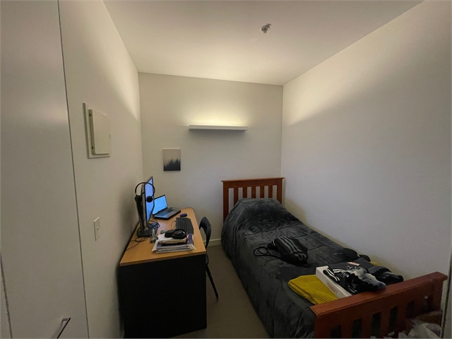 Modern 2 Bedrooms Apartment Furnished One Tram to RMIT